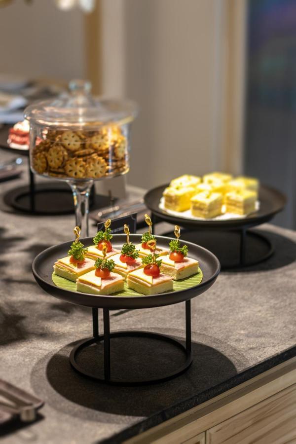 Maladee Rendezvous Hotel 치앙마이 외부 사진